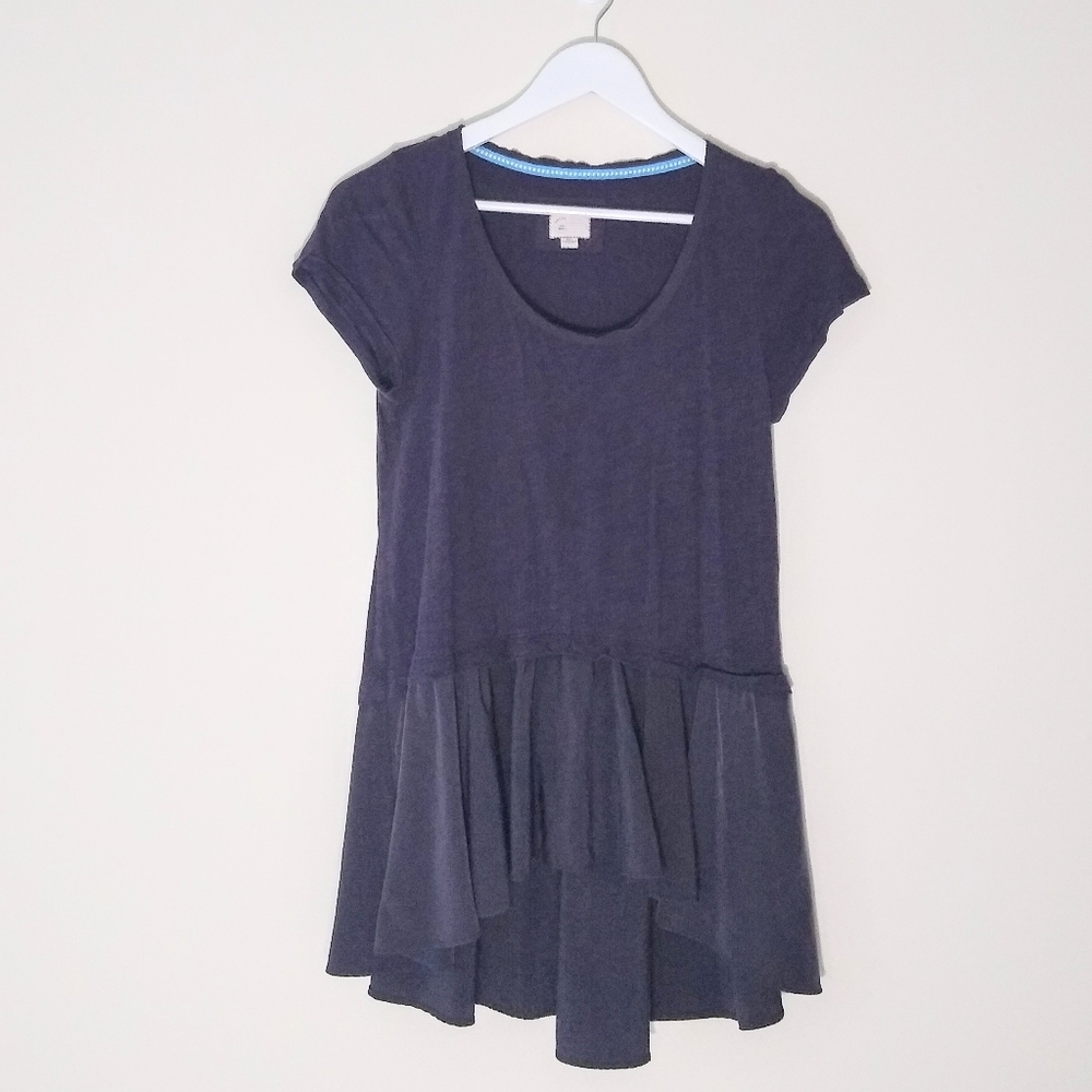 Anthropologie S flared purple t-shirt high low